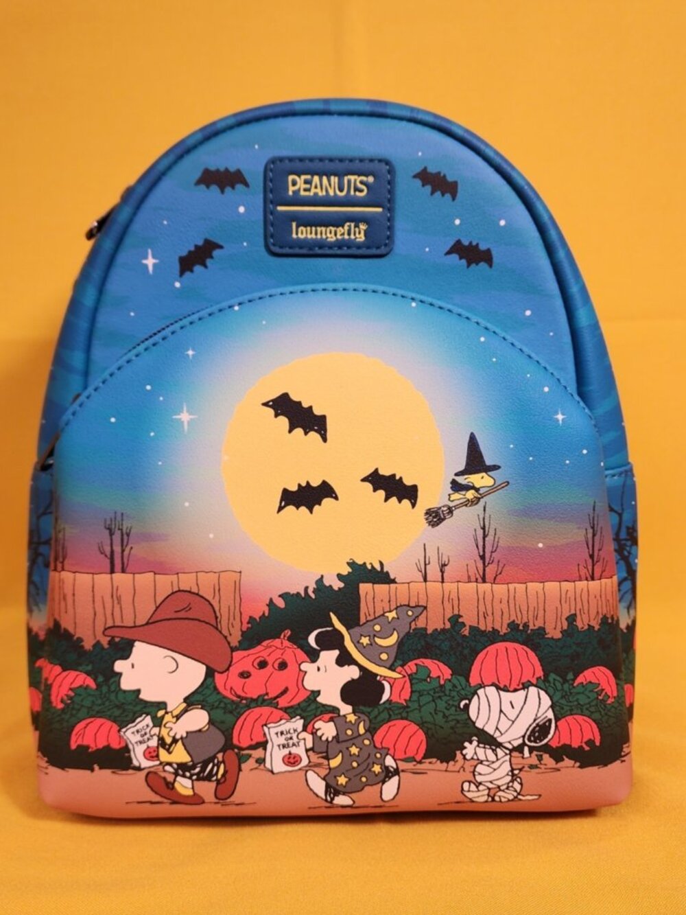 Loungefly Peanuts Group Trick-Or-Treat Halloween Costume Mini Backpack NEW